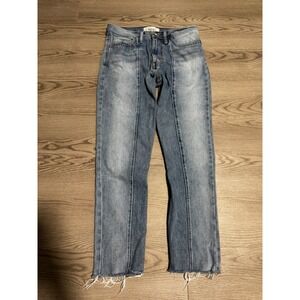 BDG Dad Slim Tapered Fit Light Wash Seamed Raw Hem Jeans 30/32